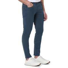 Stylish Blue Jeans with Comfortable Stretch and Skinny Fit